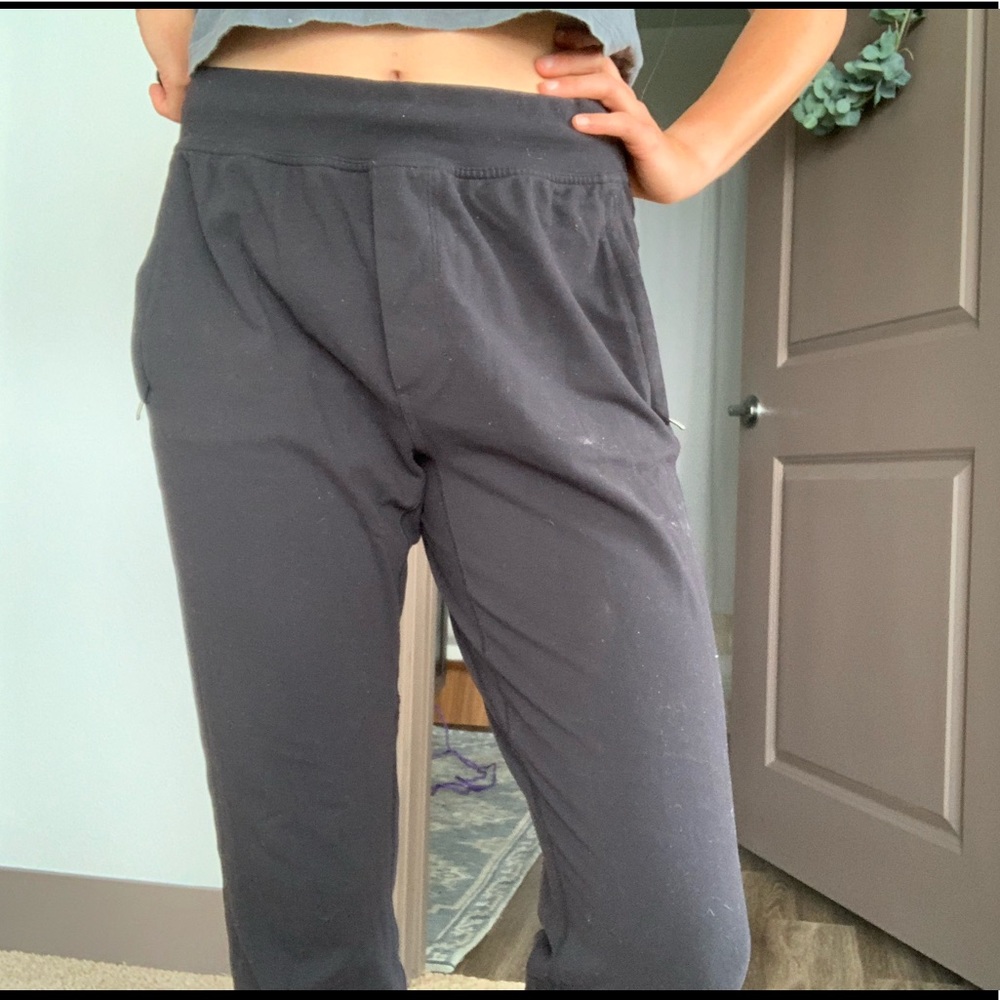 Lululemon Mens black jogging pants